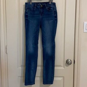 Dark wash skinny jeans